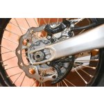 CMT Compositi - Kryt třmenu zadní brzdy - SUZUKI RMZ 250/450